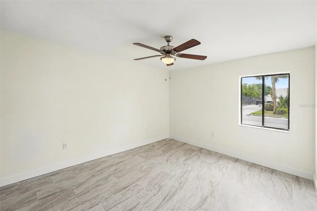 11409 8th Street N St Petersburg FL 33716