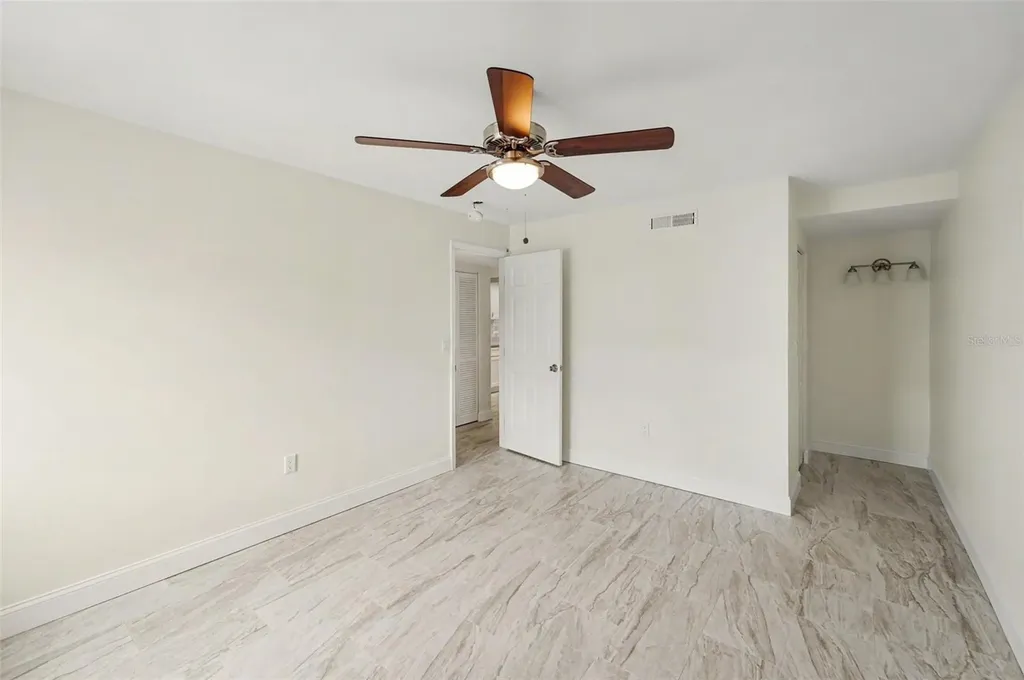 11409 8th Street N St Petersburg FL 33716