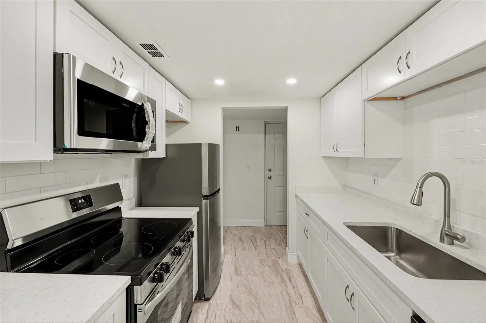 11409 8th Street N St Petersburg FL 33716