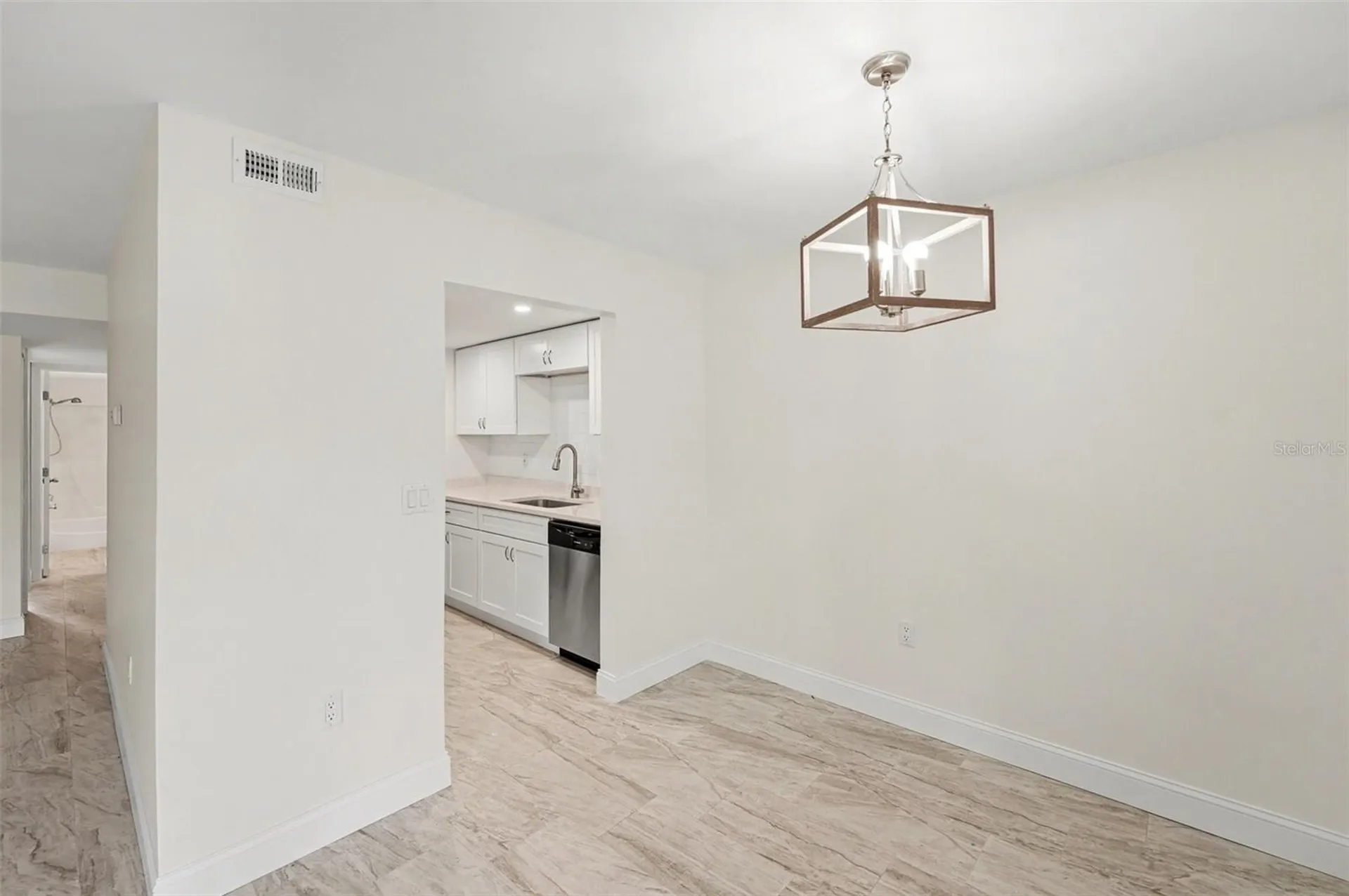 11409 8th Street N St Petersburg FL 33716