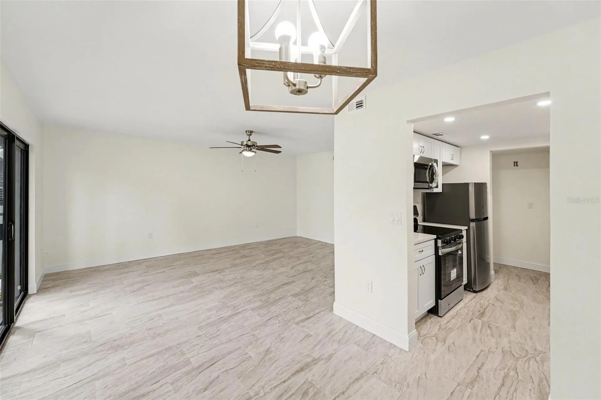 11409 8th Street N St Petersburg FL 33716