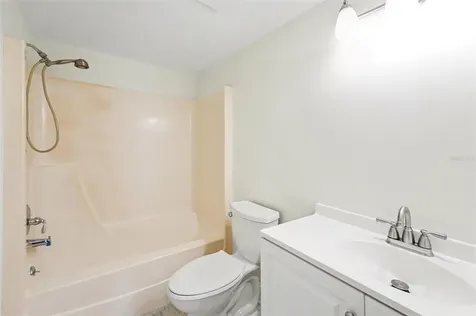 11409 8th Street N St Petersburg FL 33716