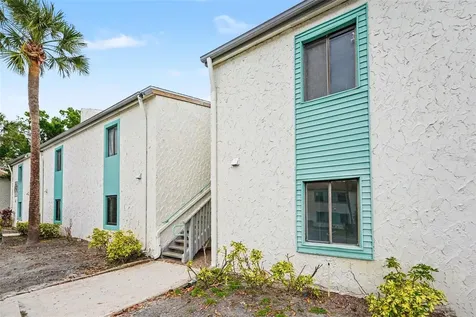 11409 8th Street N St Petersburg FL 33716