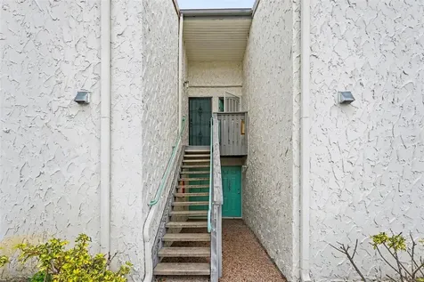 11409 8th Street N St Petersburg FL 33716