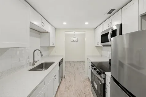 11409 8th Street N St Petersburg FL 33716