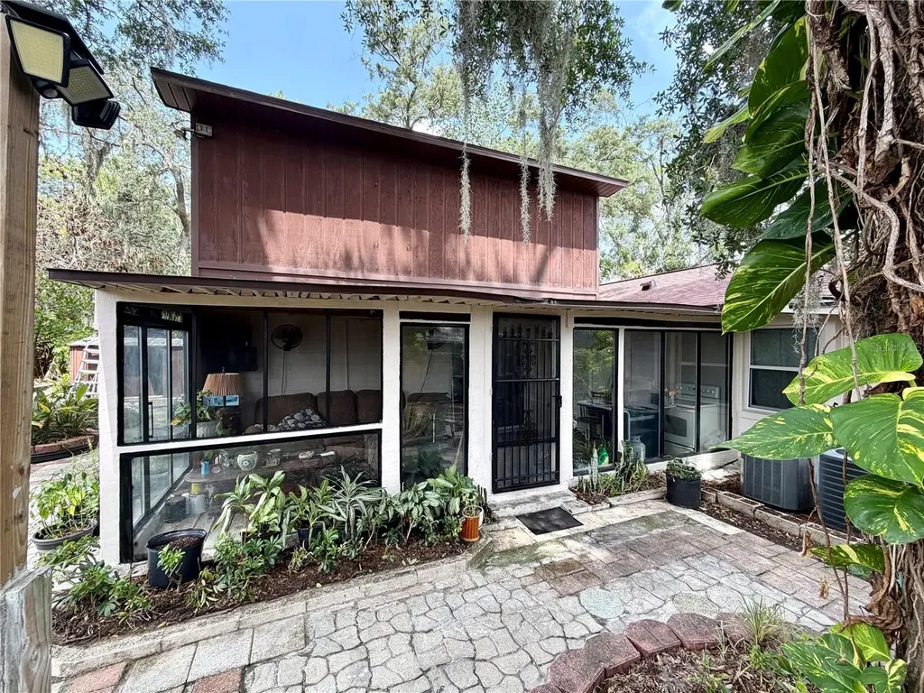 5832 Elon Drive Orlando FL 32808