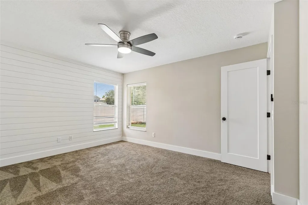 32323 Fish Hook Loop Wesley Chapel FL 33545