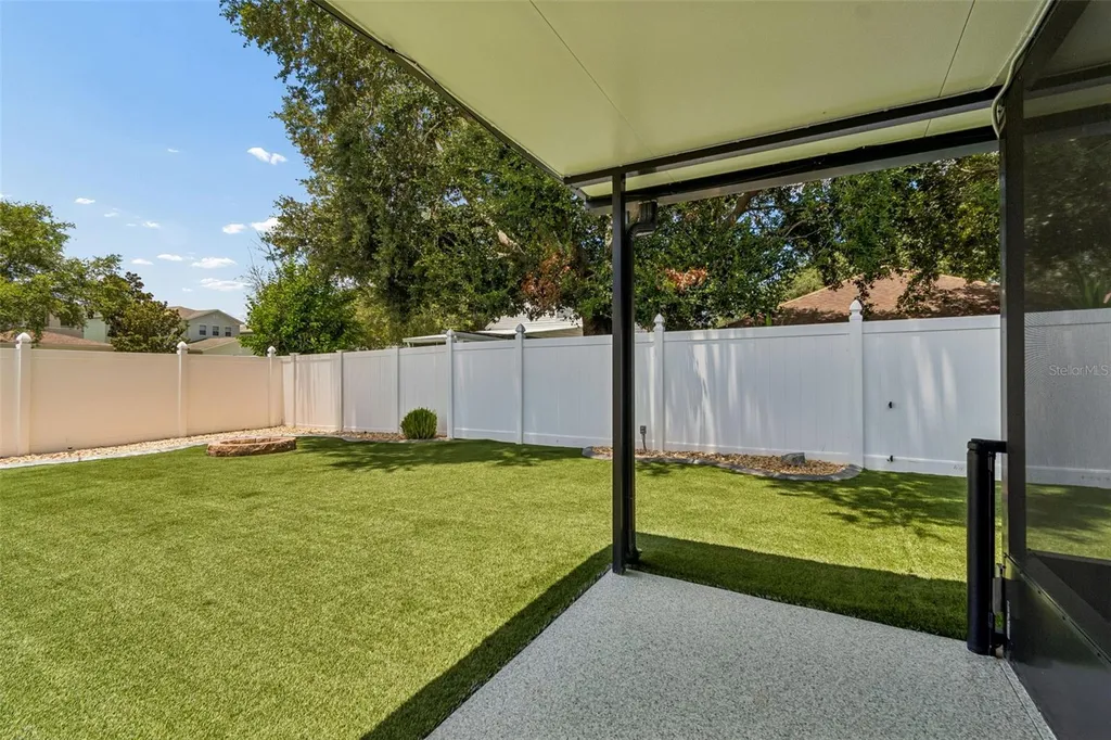 32323 Fish Hook Loop Wesley Chapel FL 33545
