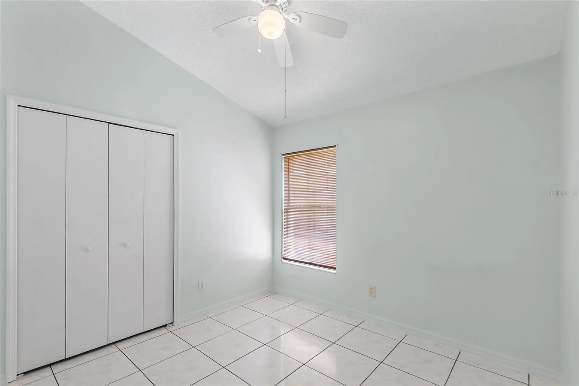 9616 Hollyhill Drive Orlando FL 32824