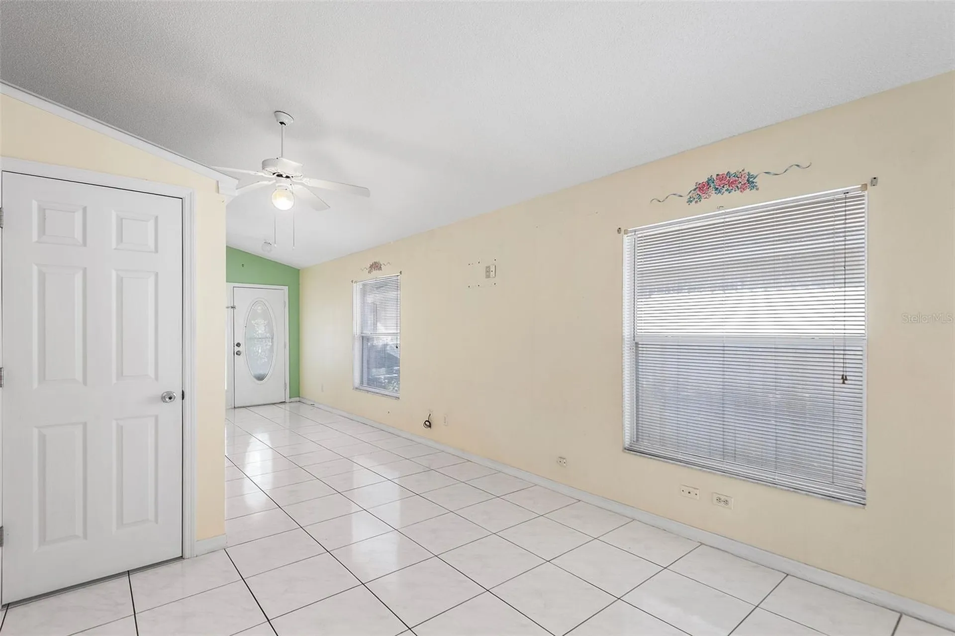 9616 Hollyhill Drive Orlando FL 32824