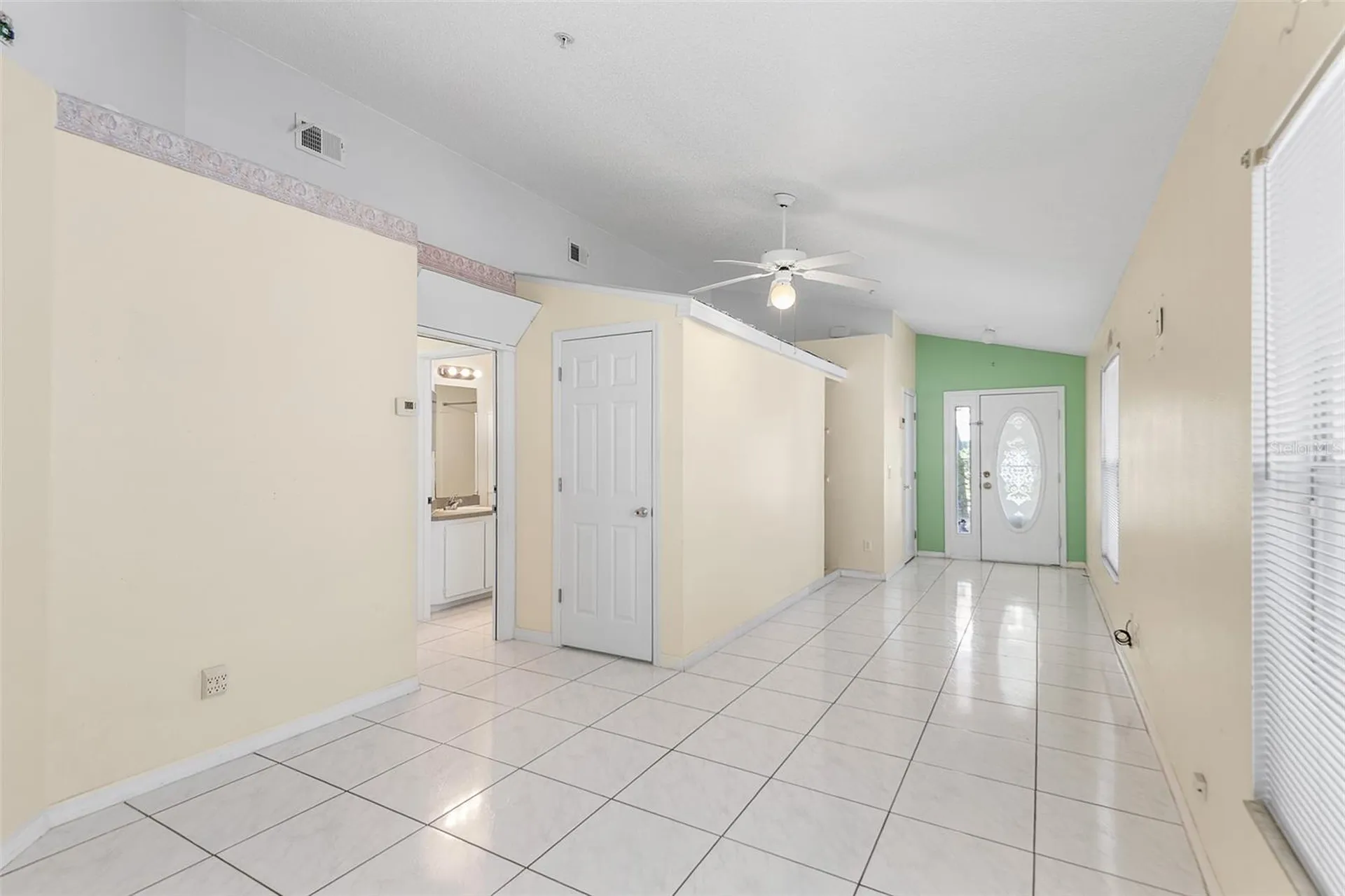 9616 Hollyhill Drive Orlando FL 32824