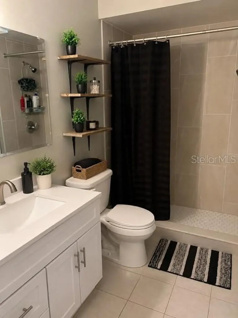 64 Silver Park Circle Kissimmee FL 34743