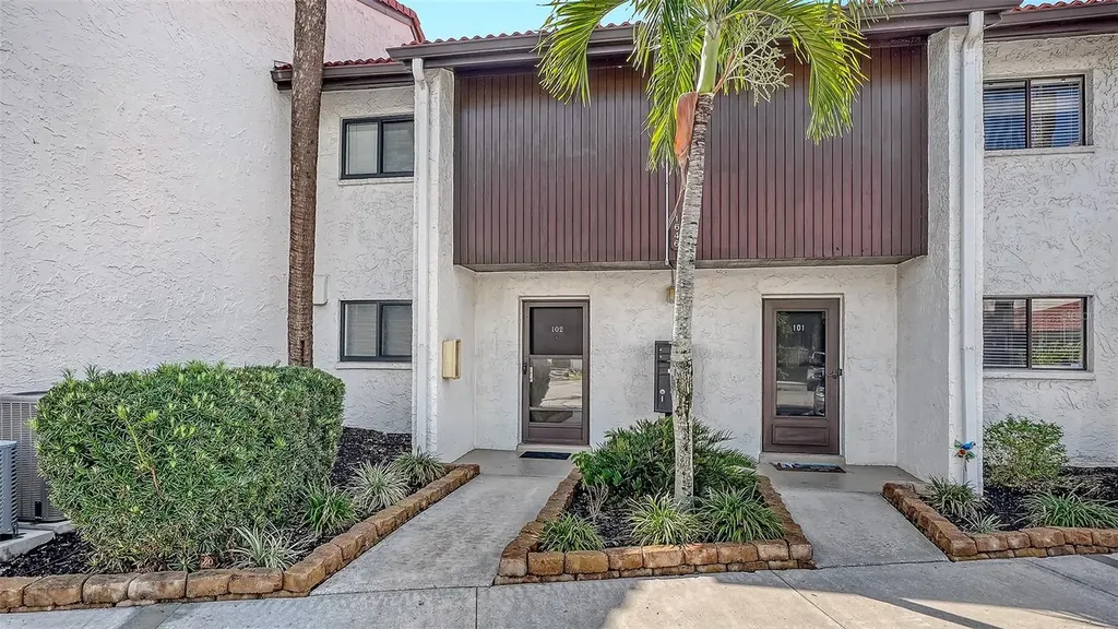 1646 Stickney Point Road Sarasota FL 34231