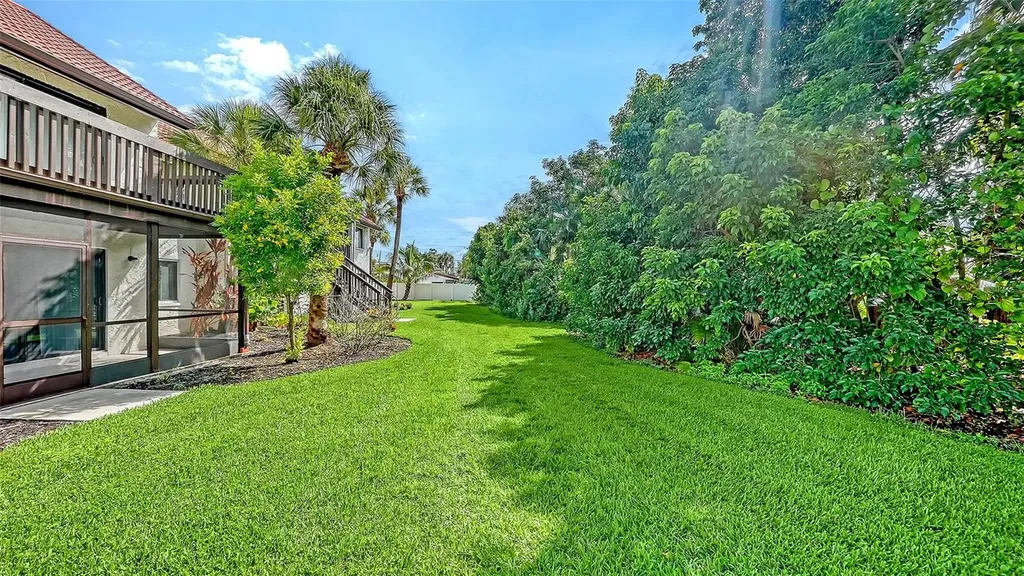 1646 Stickney Point Road Sarasota FL 34231