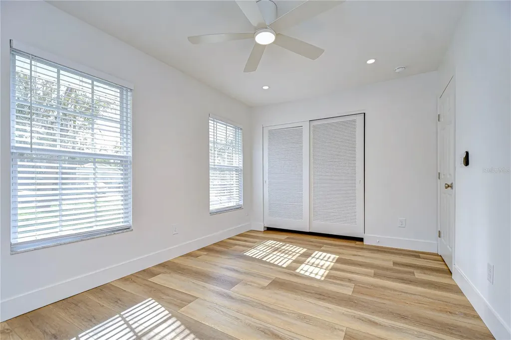 1205 W Hollywood Street Tampa FL 33604