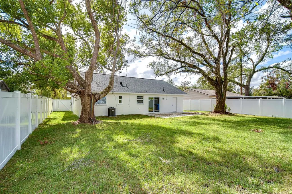 1205 W Hollywood Street Tampa FL 33604