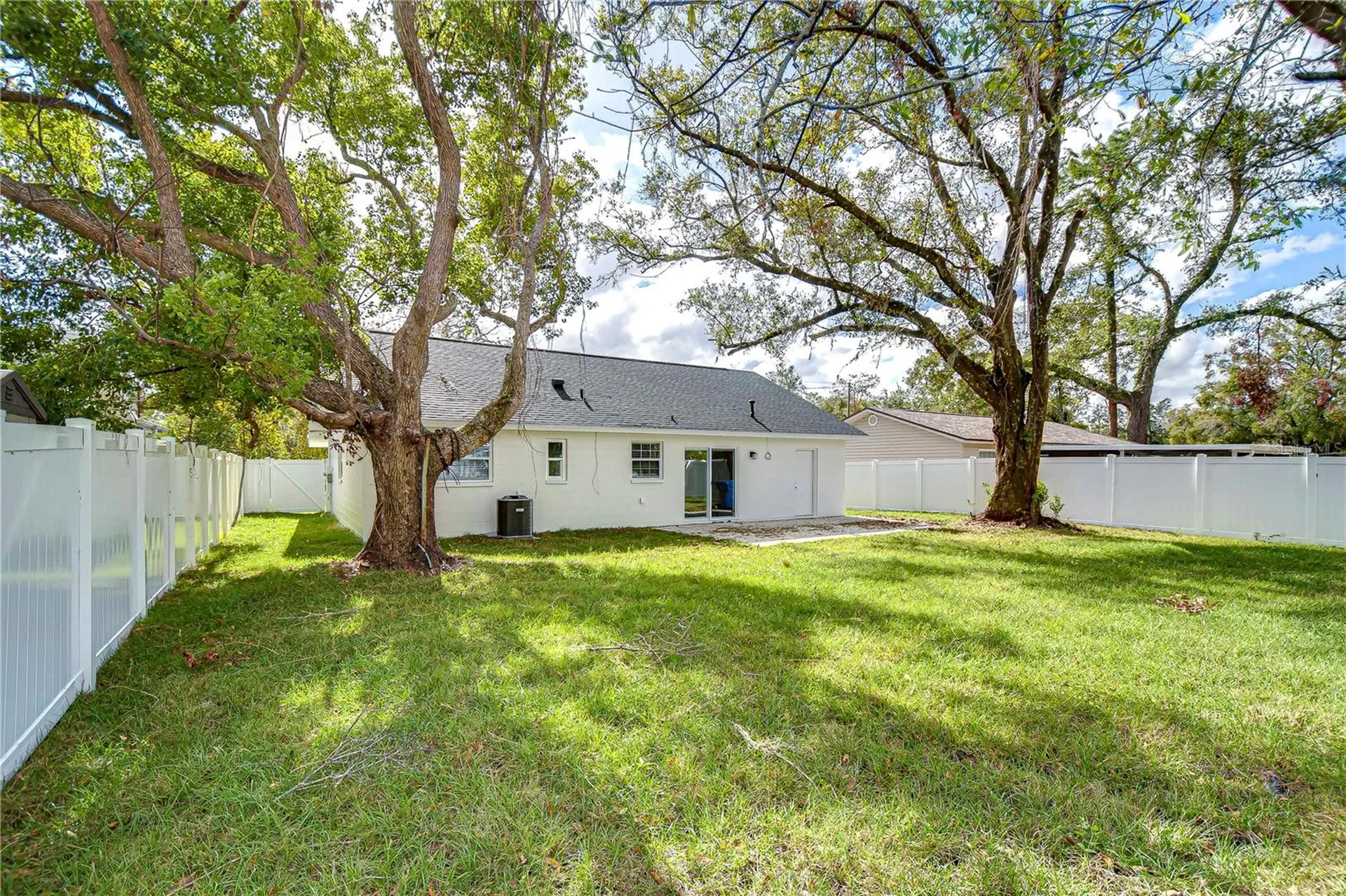 1205 W Hollywood Street Tampa FL 33604