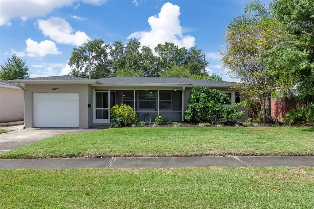 482 41st Avenue N St Petersburg FL 33703
