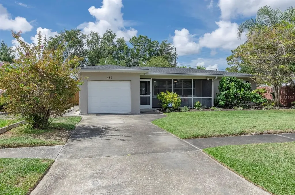 482 41st Avenue N St Petersburg FL 33703