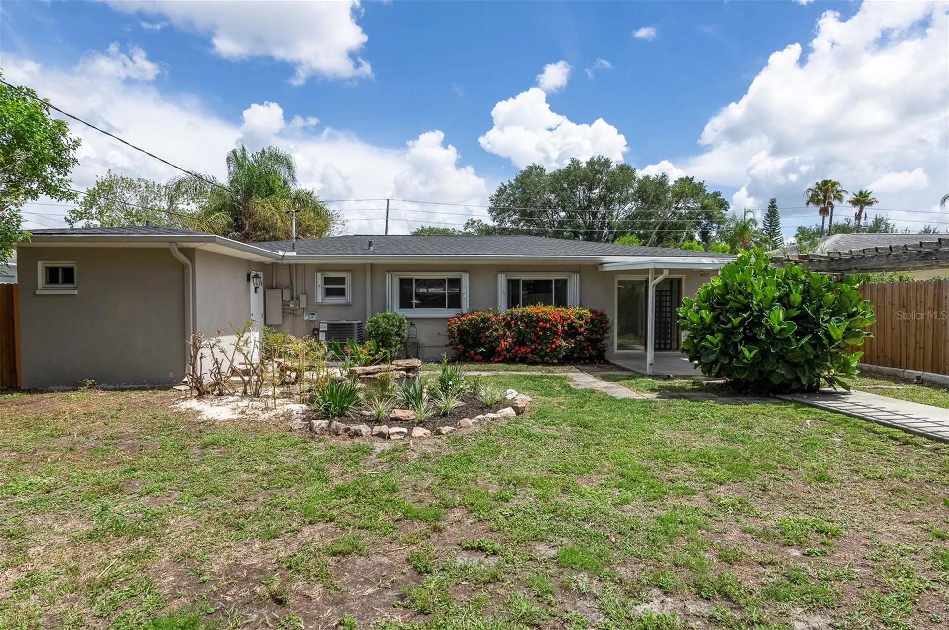 482 41st Avenue N St Petersburg FL 33703