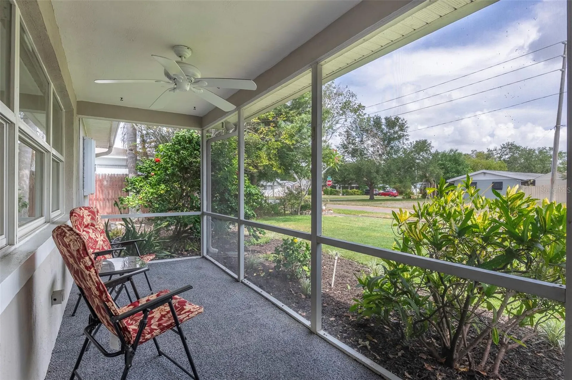 482 41st Avenue N St Petersburg FL 33703
