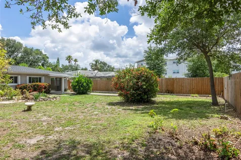 482 41st Avenue N St Petersburg FL 33703