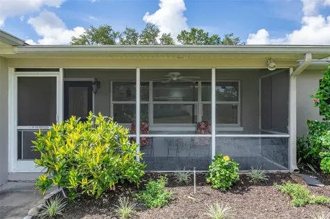 482 41st Avenue N St Petersburg FL 33703