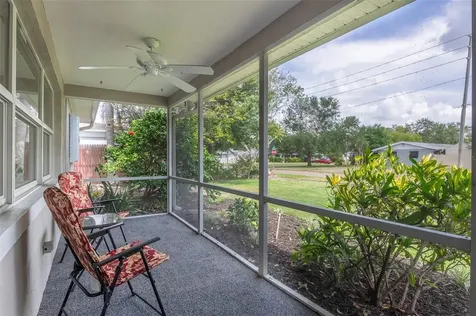 482 41st Avenue N St Petersburg FL 33703
