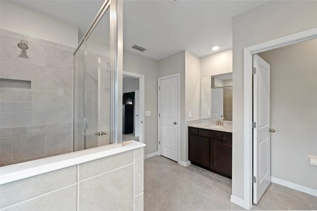 2136 Midnight Pearl Drive Sarasota FL 34240