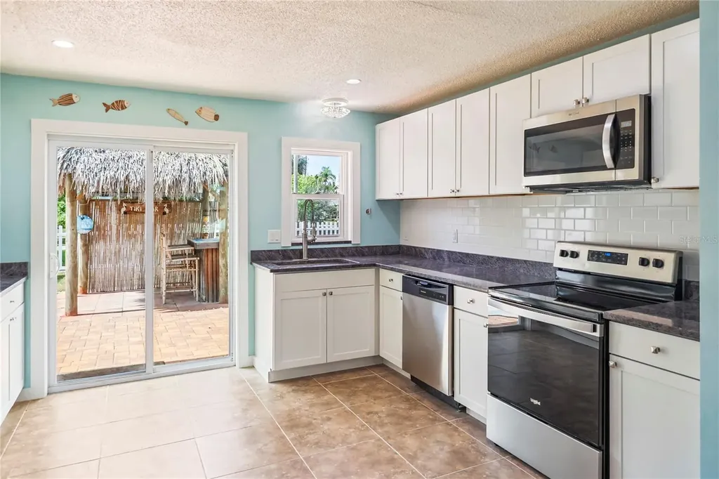 6814 Driftwood Drive Hudson FL 34667