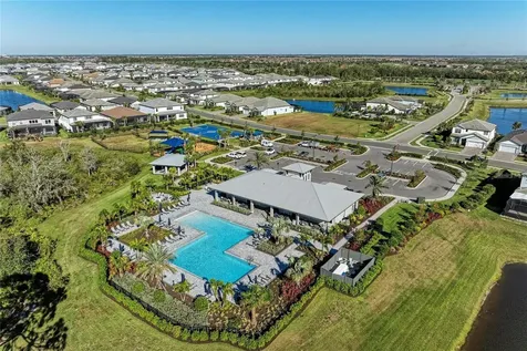 5855 Silverside Pine Court Lakewood Ranch FL 34211