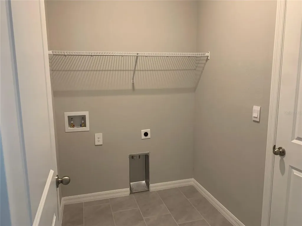 2012 Midnight Pearl Drive Sarasota FL 34240