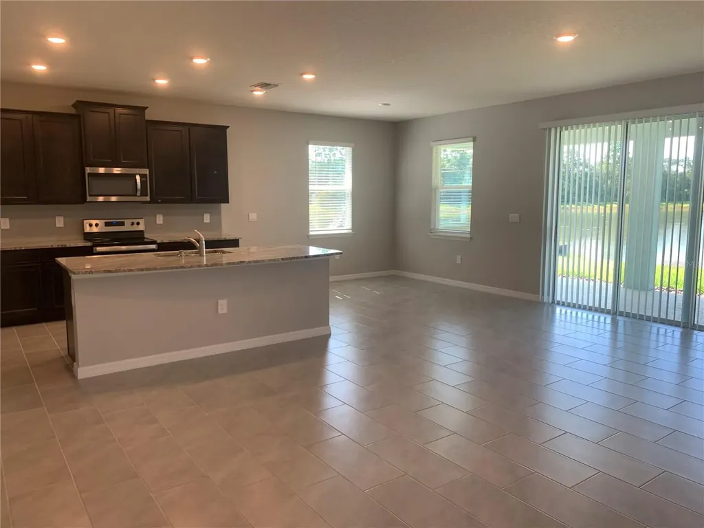 2012 Midnight Pearl Drive Sarasota FL 34240