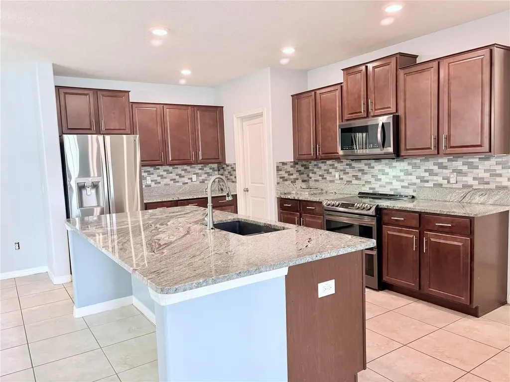 4935 Reflecting Pond Circle Wimauma FL 33598