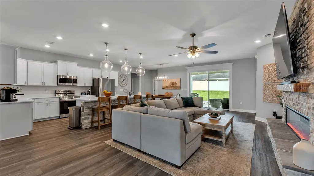 6799 Treymont Drive Lakeland FL 33813