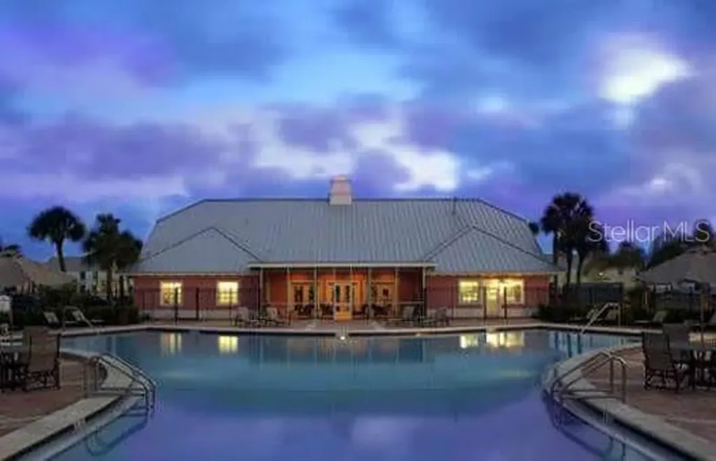 5121 Coquina Key Drive SE St Petersburg FL 33705