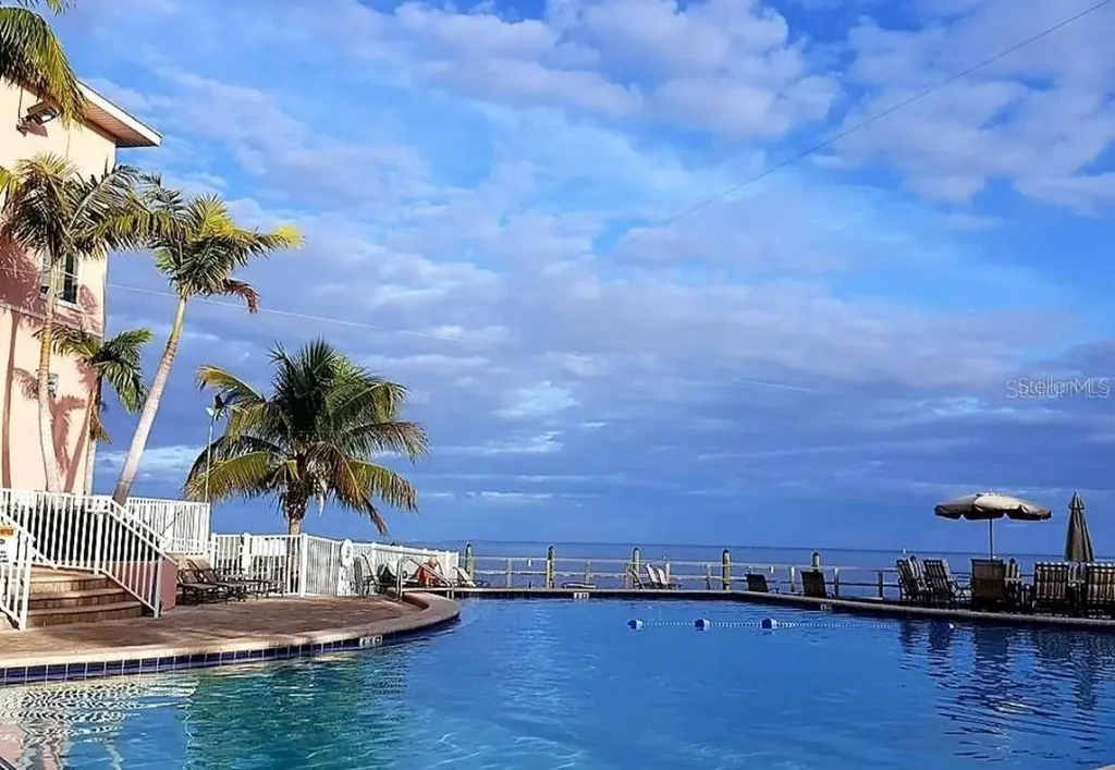 5121 Coquina Key Drive SE St Petersburg FL 33705