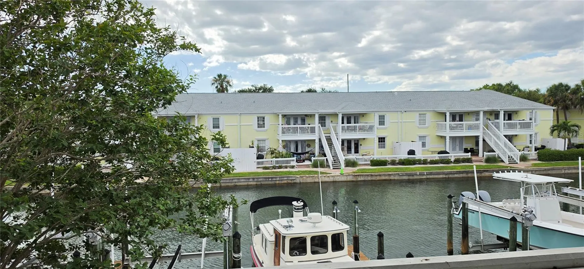 5121 Coquina Key Drive SE St Petersburg FL 33705