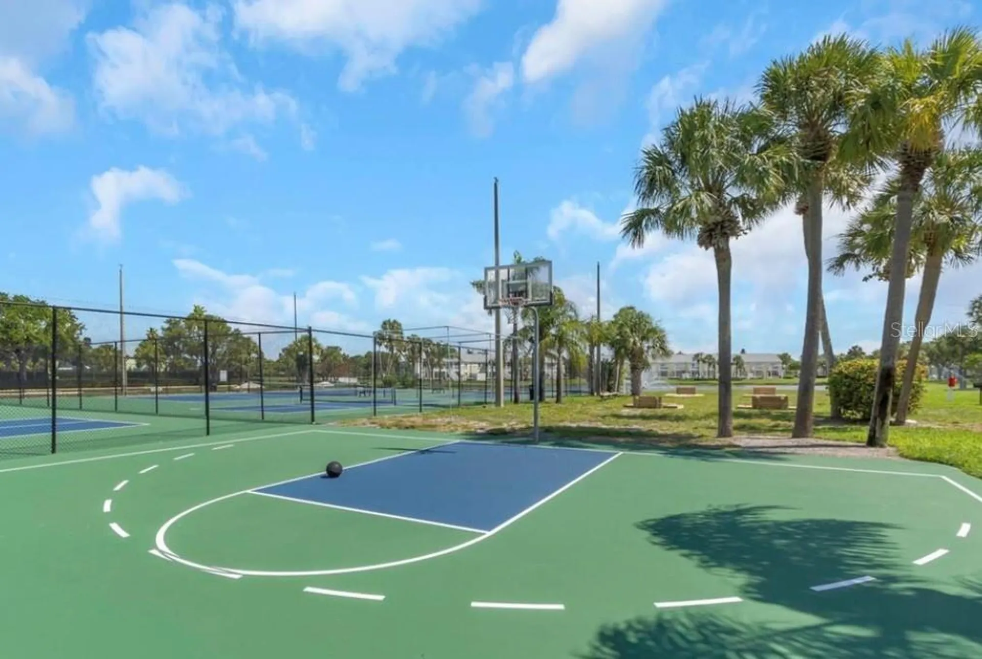 5121 Coquina Key Drive SE St Petersburg FL 33705