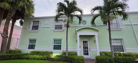 5121 Coquina Key Drive SE St Petersburg FL 33705