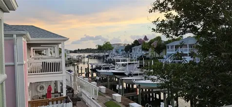 5121 Coquina Key Drive SE St Petersburg FL 33705