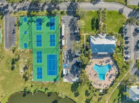 5121 Coquina Key Drive SE St Petersburg FL 33705