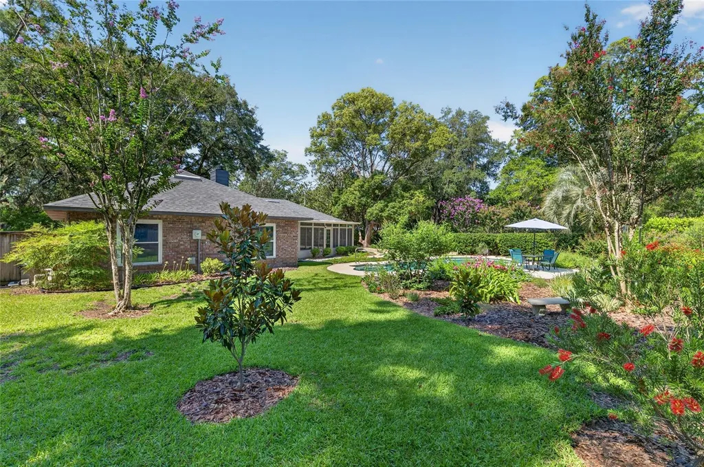 2522 NW 27th Place Gainesville FL 32605