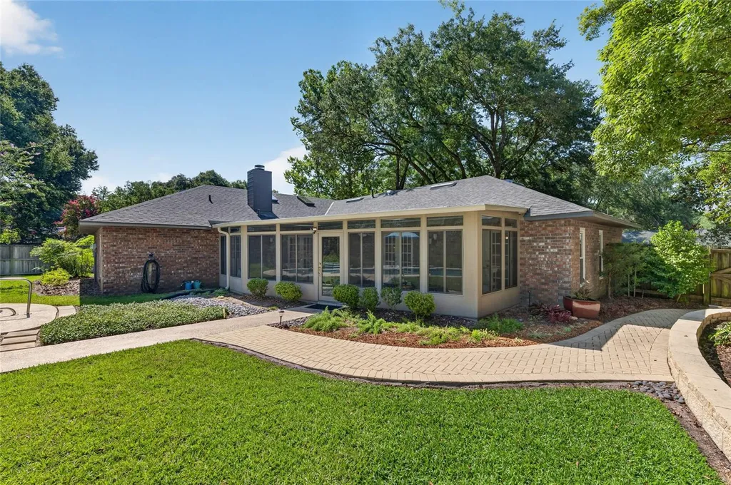 2522 NW 27th Place Gainesville FL 32605