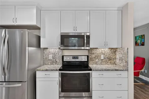 2522 NW 27th Place Gainesville FL 32605