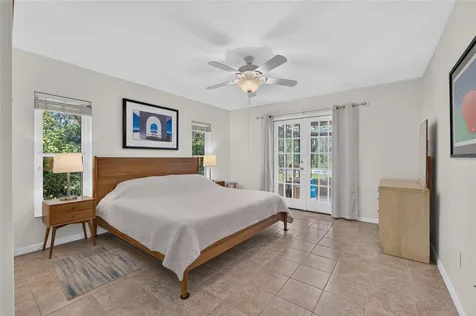 2522 NW 27th Place Gainesville FL 32605