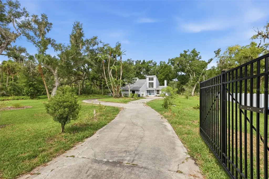 3404 62nd Street E Bradenton FL 34208