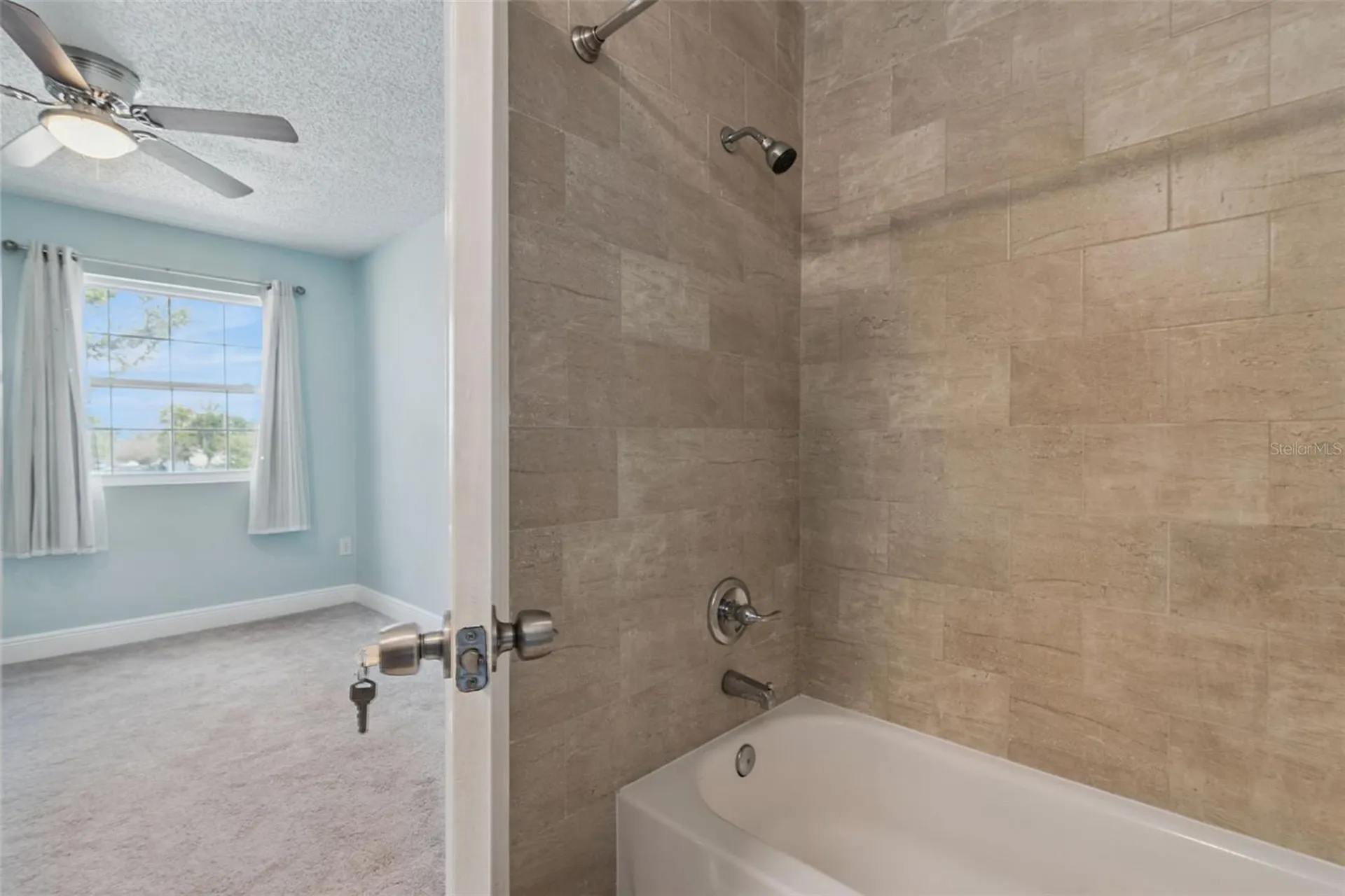 214 Majors Lane Kissimmee FL 34743