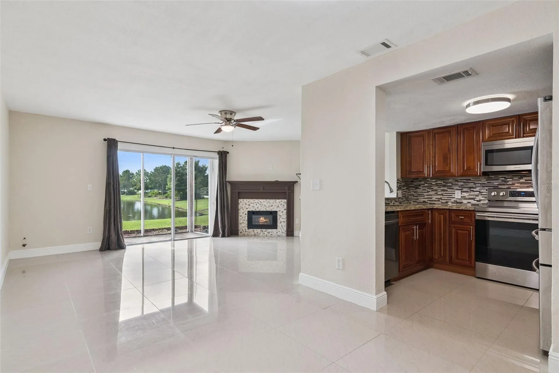 214 Majors Lane Kissimmee FL 34743