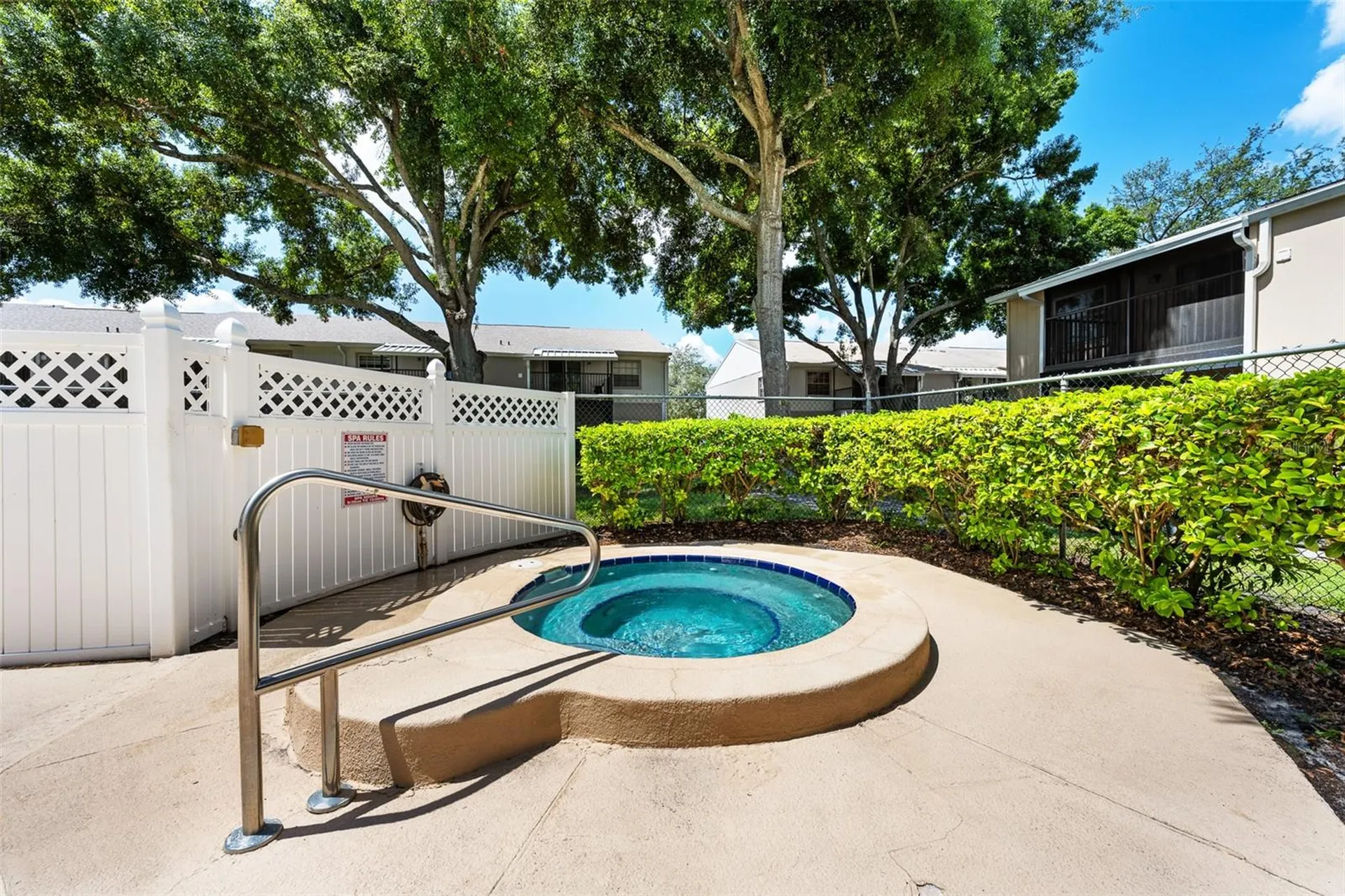 3812 N Oak Drive Tampa FL 33611